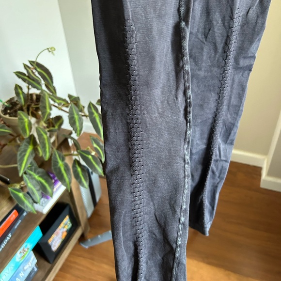 SET!! FP Movement Good Karma set in EUC - Picture 11 of 16